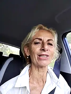 clarabell4 online show from 09-25-25, 06:30