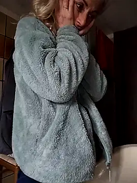 clarabell4 online show from 03-26-26, 06:33