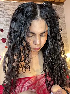 Yassy vazquez online show from 02-13-26, 07:36