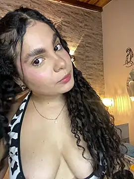 Yassy vazquez online show from 01-17-26, 07:39