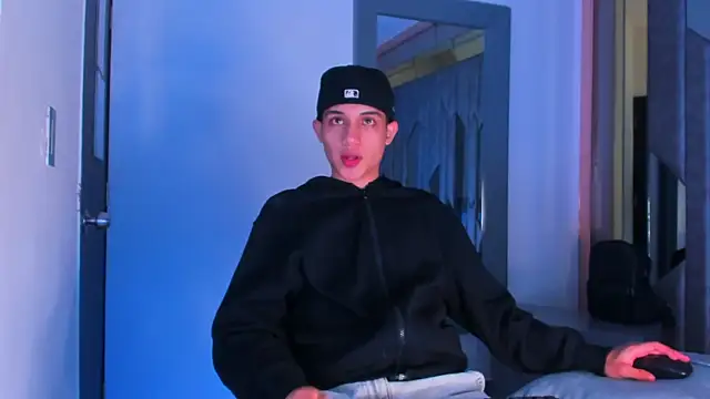 Sebax Young online show from 04-12-26, 04:49