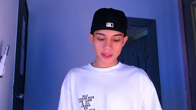 Sebax Young online show from 03-10-26, 08:13