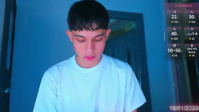 Snapshot of Sebax_Young chatting on 01-18-26, 09:40 Sebax Young online show from 01-18-26, 09:40