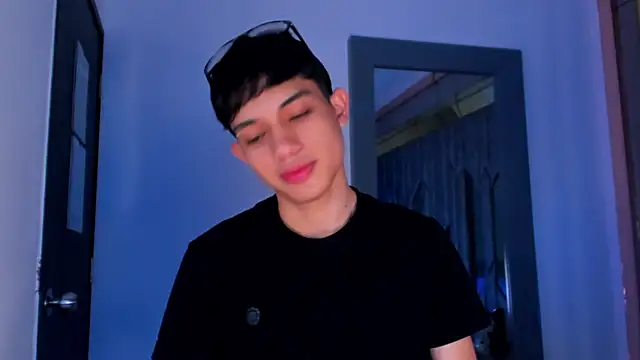 Sebax Young online show from 03-07-26, 09:42