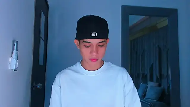 Sebax Young online show from 01-11-26, 08:16