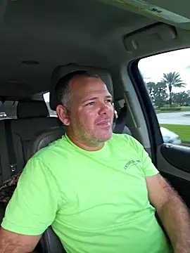 cubanitofeliz40 online show from 01-12-26, 01:40