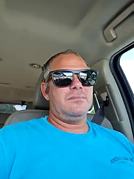 cubanitofeliz40 online show from 09-29-25, 05:51