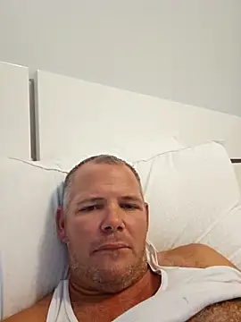 cubanitofeliz40 online show from 12-02-25, 07:48