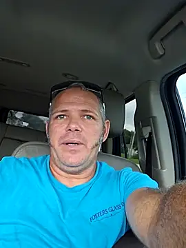 cubanitofeliz40 online show from 10-28-25, 08:52