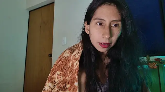 Snapshot of _MoonLipson_ chatting on 10-17-25, 10:11 MoonLipson online show from 10-17-25, 10:11