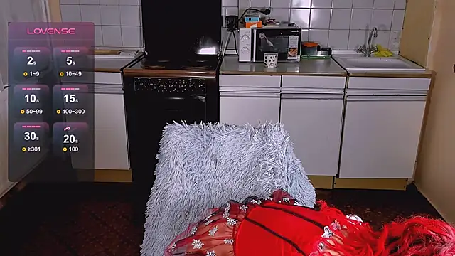 Georgia  Miller online show from 11-06-25, 08:02