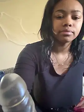 Snapshot of nuttybutter999999 chatting on 10-28-25, 05:01 nuttybutter999999 online show from 10-28-25, 05:01