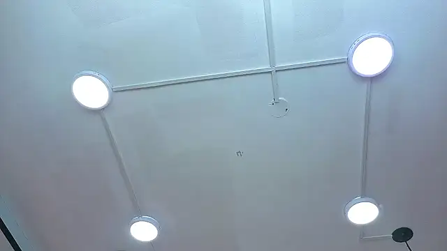 ThaliaCross online show from 01-10-26, 07:42