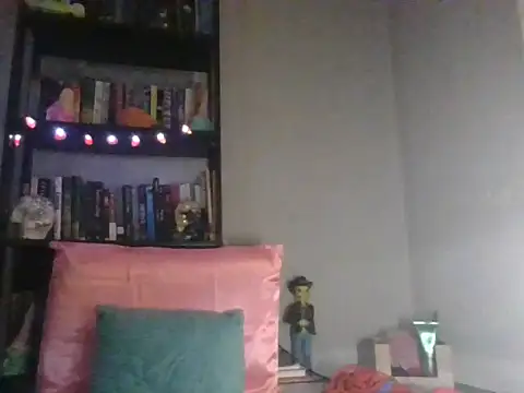 Snapshot of goddessmaryjane chatting on 10-08-25, 03:19 goddessmaryjane online show from 10-08-25, 03:19