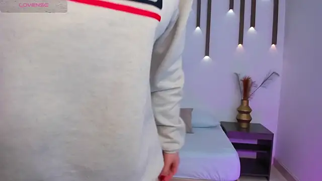 emma fhox online show from 02-07-26, 02:19