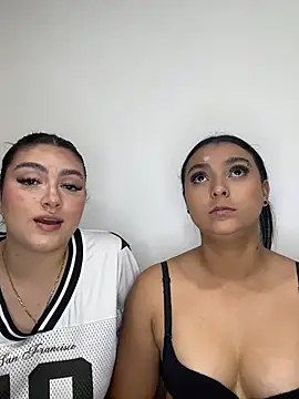 nicolexxaleja online show from 07-08-26, 03:30