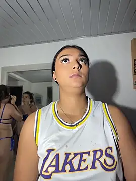 nicolexxaleja online show from 04-22-26, 09:10