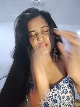 cute radhikaa online show from 05-31-26, 09:37