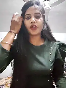 Snapshot of cute_radhikaa chatting on 02-02-26, 04:39 cute radhikaa online show from 02-02-26, 04:39