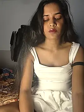 cute radhikaa online show from 09-14-25, 07:14