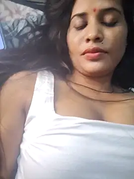 cute radhikaa online show from 04-04-26, 06:03