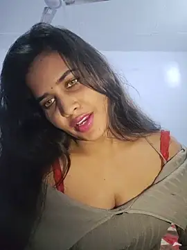 cute radhikaa online show from 06-16-26, 10:15