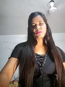 cute radhikaa online show from 04-11-26, 04:10