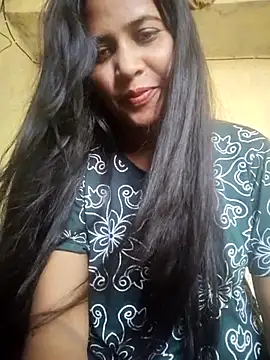 cute radhikaa online show from 05-10-26, 12:09