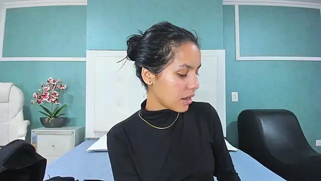 ania gomez online show from 12-03-25, 02:38