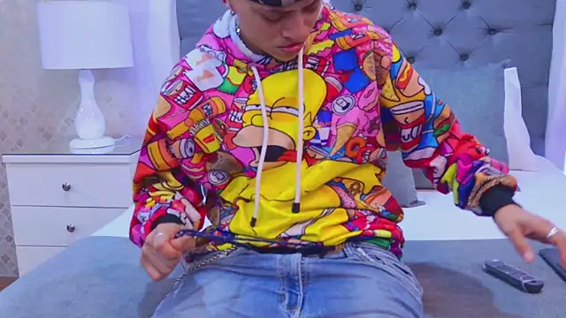 ZoeKrug online show from 11-27-25, 07:58