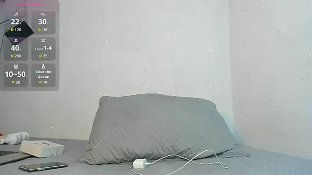 hot boy 04 online show from 11-14-25, 12:53