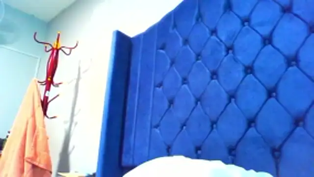 honeysweet111 online show from 12-05-25, 03:32