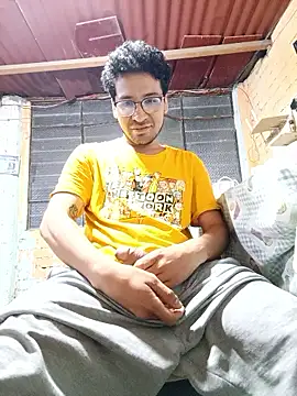 LecheDeSoya666 online show from 10-20-25, 12:02