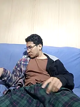 LecheDeSoya666 online show from 10-13-25, 11:27