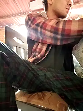 LecheDeSoya666 online show from 11-01-25, 09:41