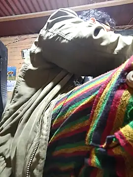 LecheDeSoya666 online show from 10-02-25, 03:10