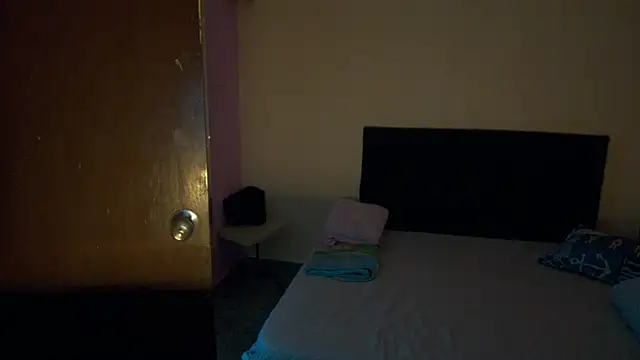 lolateton online show from 03-08-26, 04:49