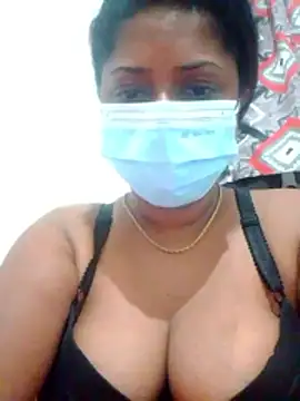Snapshot of boosypussy chatting on 05-27-26, 10:39 boosypussy online show from 05-27-26, 10:39