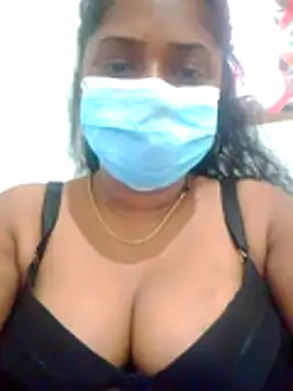 Snapshot of boosypussy chatting on 05-22-26, 10:13 boosypussy online show from 05-22-26, 10:13