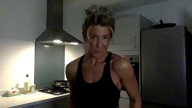 Bratty-Blonde55 online show from 10-07-25, 06:31