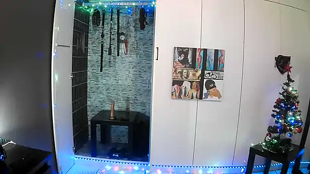 BaDSubMiss online show from 12-19-25, 04:49