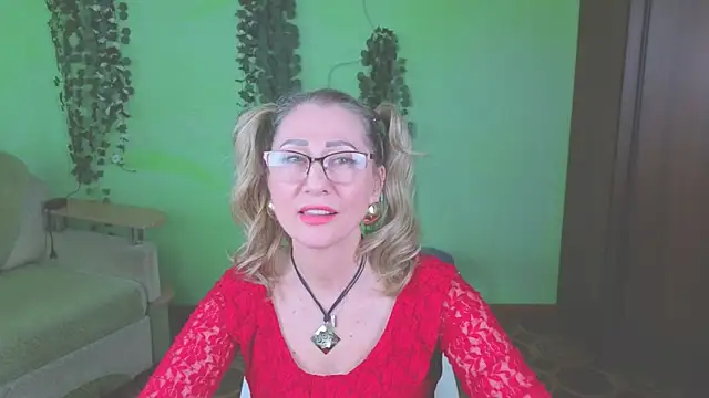 Habibi Honeyy online show from 05-31-26, 02:01
