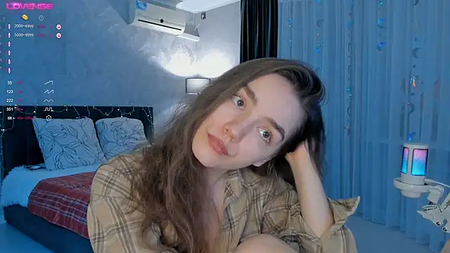 Snapshot of sweete_chantal chatting on 10-19-25, 05:37 sweete chantal online show from 10-19-25, 05:37