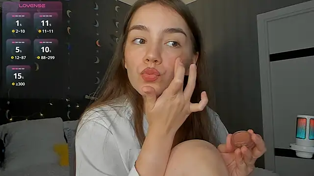 Snapshot of sweete_chantal chatting on 07-18-26, 08:28 sweete chantal online show from 07-18-26, 08:28