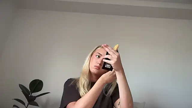 Kitty Swetty online show from 07-23-26, 05:42