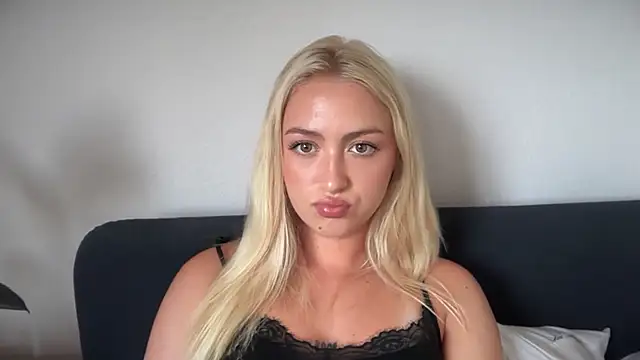 Kitty Swetty online show from 07-11-26, 05:24