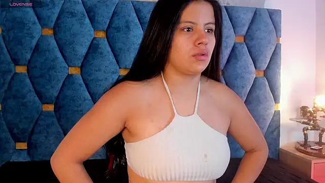 Snapshot of sasha_roldann chatting on 06-06-26, 12:32 sasha roldann online show from 06-06-26, 12:32