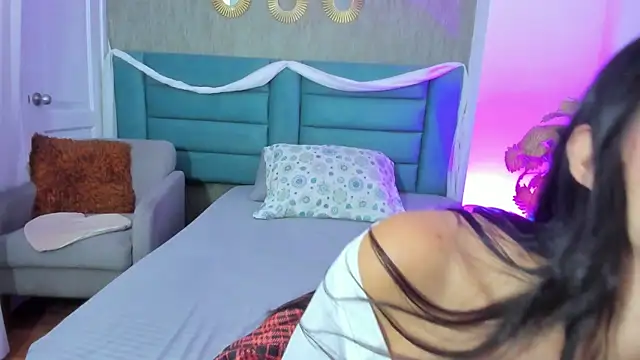 KamileBlake online show from 12-21-25, 04:25