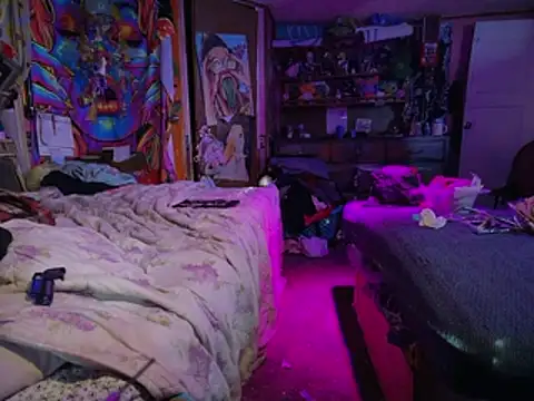 Snapshot of HodgeVibes chatting on 02-09-26, 10:19 HodgeVibes online show from 02-09-26, 10:19