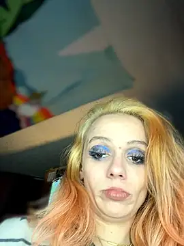 Snapshot of HodgeVibes chatting on 02-23-26, 07:53 HodgeVibes online show from 02-23-26, 07:53